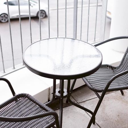 Pass The Keys Stylish 2Bed Rental Unit Glasgow Green Екстер'єр фото