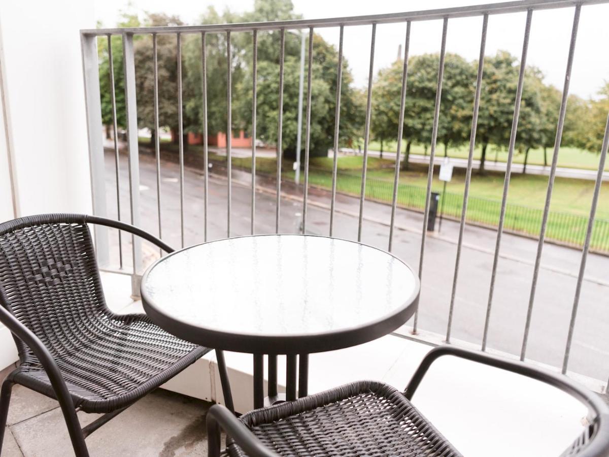 Pass The Keys Stylish 2Bed Rental Unit Glasgow Green Екстер'єр фото