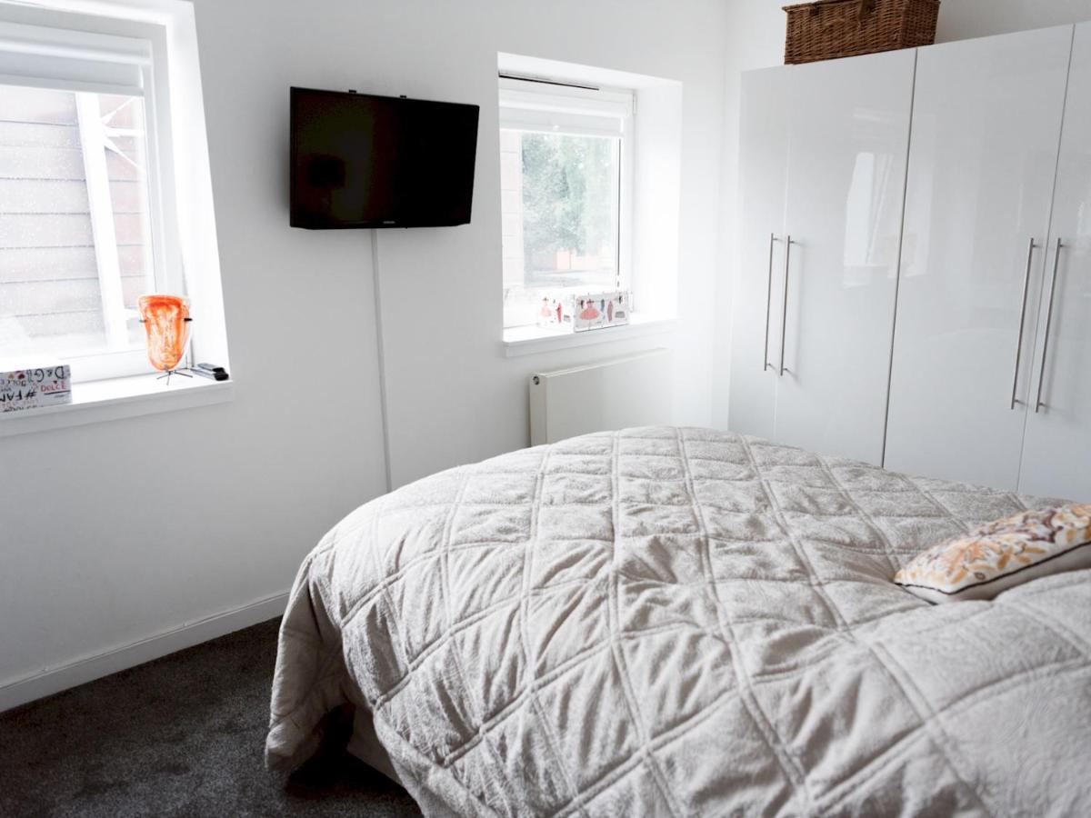 Pass The Keys Stylish 2Bed Rental Unit Glasgow Green Екстер'єр фото