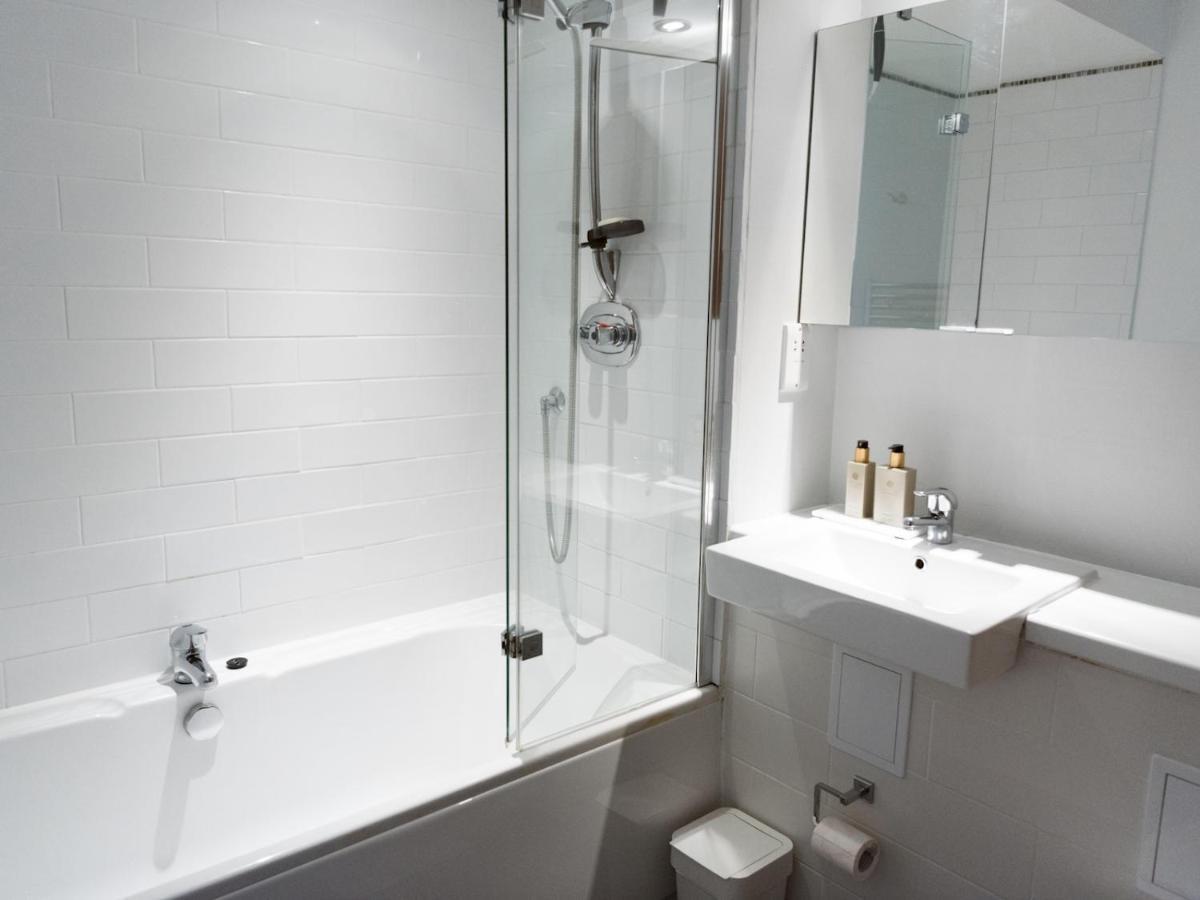 Pass The Keys Stylish 2Bed Rental Unit Glasgow Green Екстер'єр фото
